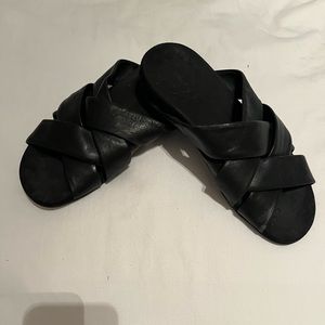 Black Vionic sandals